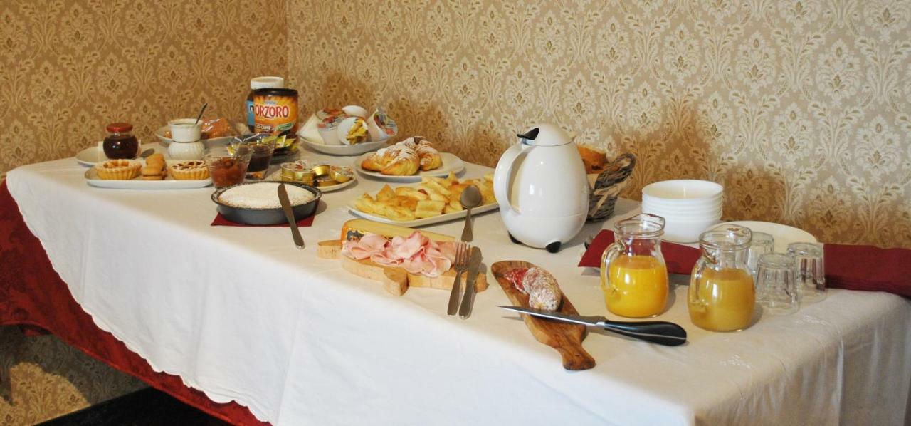 B&B Le Coccinelle Torre Bormida Kültér fotó
